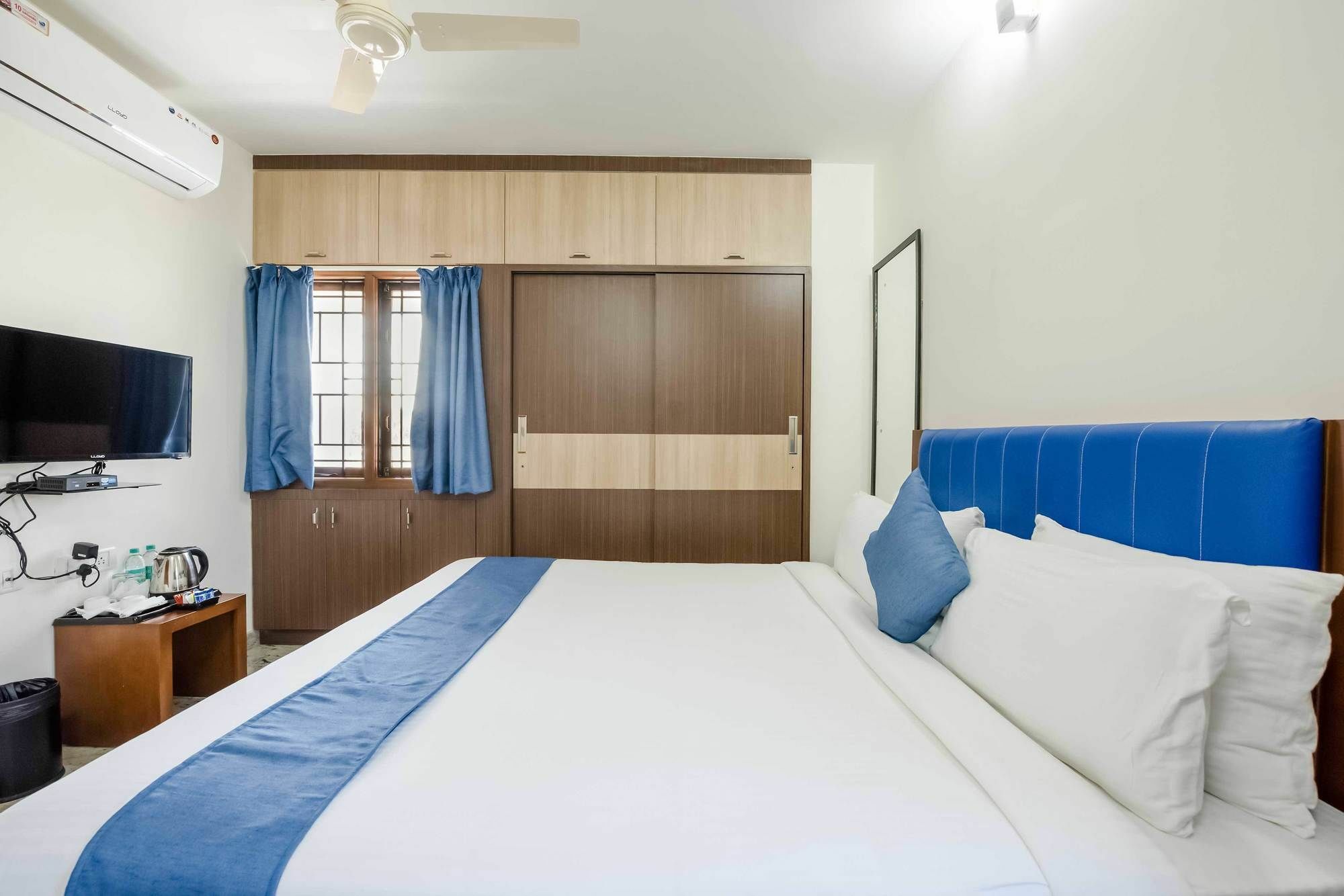 Casa Oro Aparthotel Bangalore Buitenkant foto